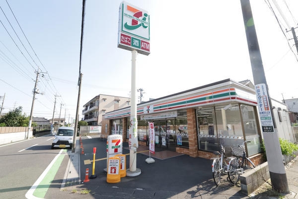フォーシーズンズ(セブンイレブン北越谷3丁目店)