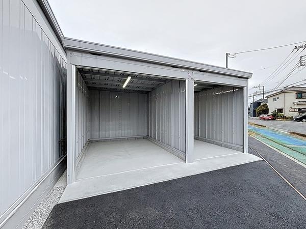 松伏ガレージ