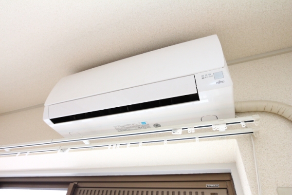 トリヴァンベール岡井