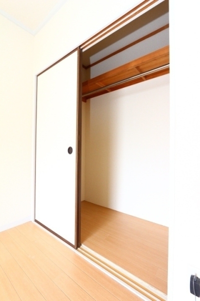 トリヴァンベール岡井