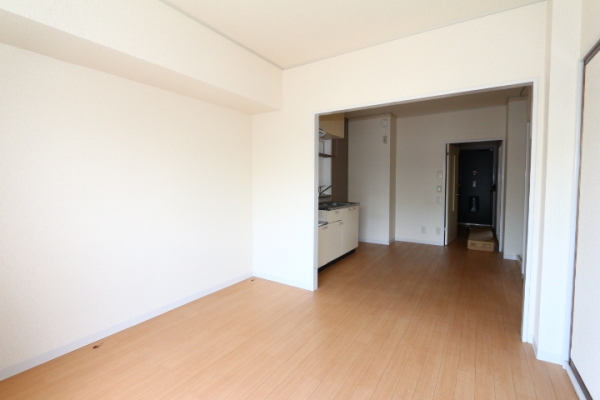 トリヴァンベール岡井