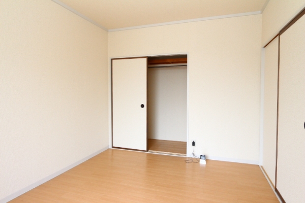 トリヴァンベール岡井