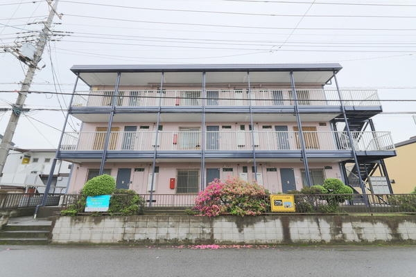 トリヴァンベール岡井