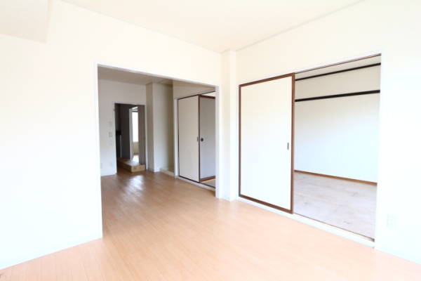 トリヴァンベール岡井