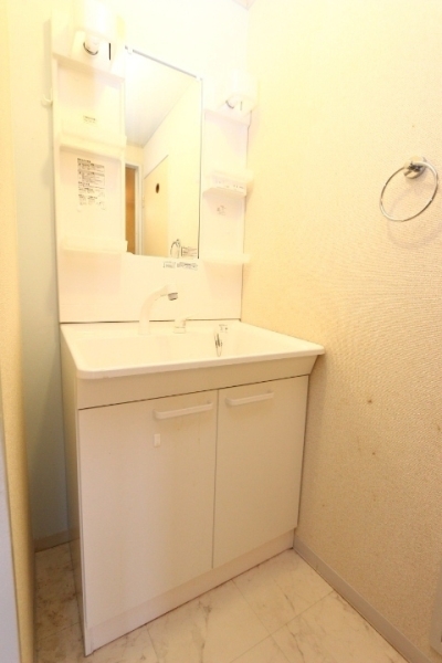 トリヴァンベール岡井