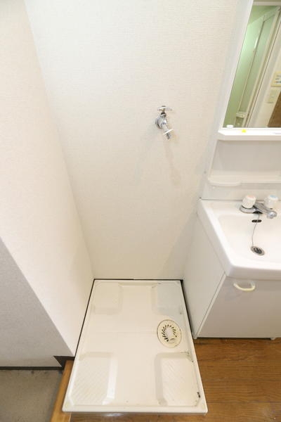 シャンポール南越谷