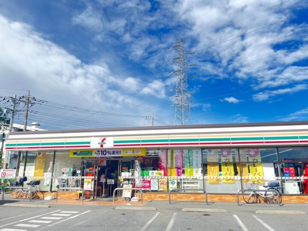 ピュア・ハイツ(セブン-イレブン　越谷川柳２丁目店)