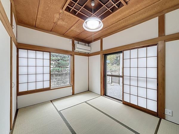 茨城県坂東市矢作1017　5戸建て