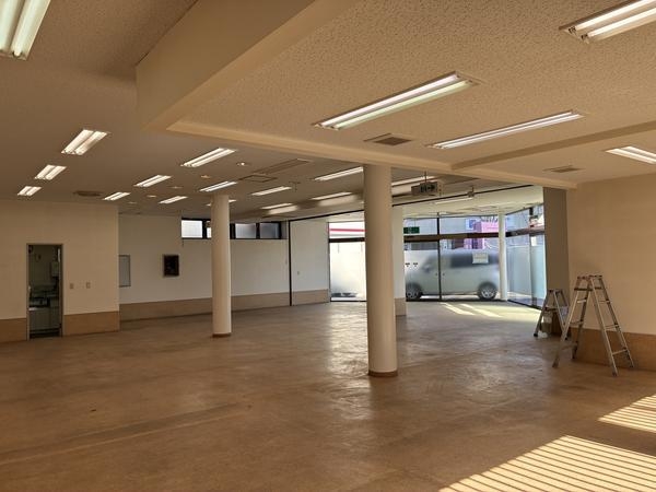 春日部駅西口ビル