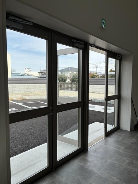 春日部市赤沼店舗