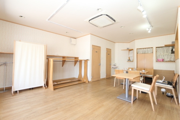 大沢店舗事務所