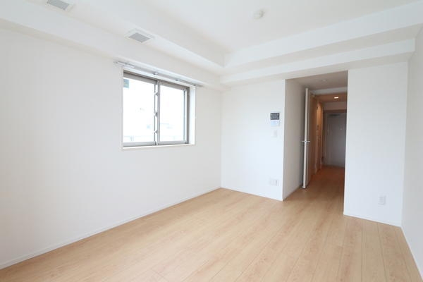 M・I　BLD