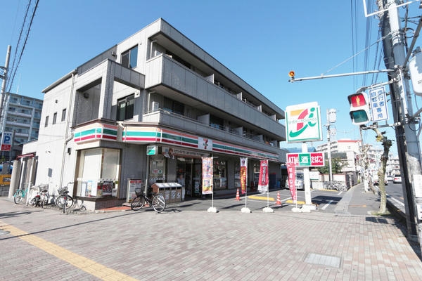 ビレッジハーティー(セブンイレブン北越谷駅東口店)