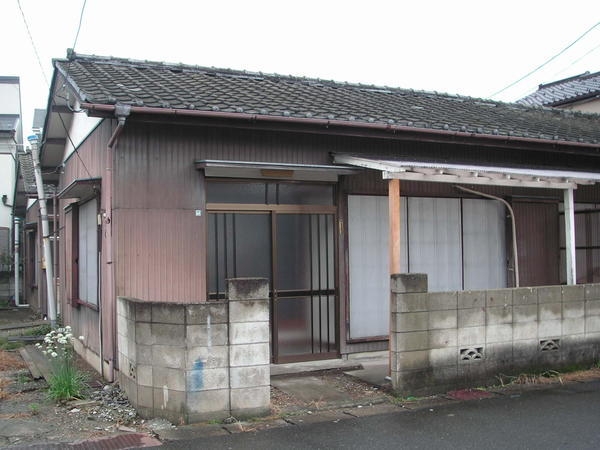 黒田5丁目貸家