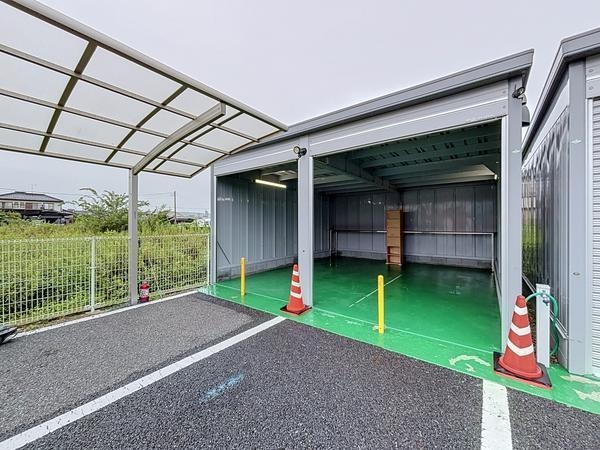 松伏ガレージ