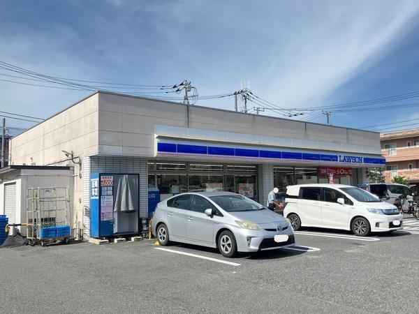 オリーブ・コート(ローソン花畑6丁目店)
