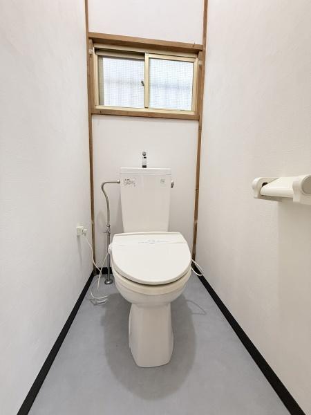 徳丸6-8貸家(トイレ)