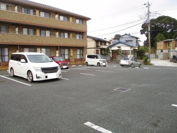 ルヴァン　コート　壱番館