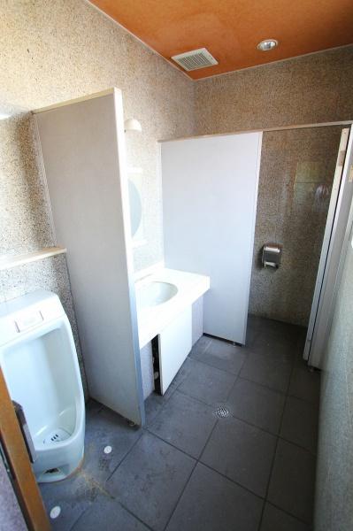 足立区入谷８丁目の倉庫