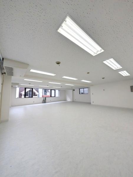 埼和栄町ビル3A