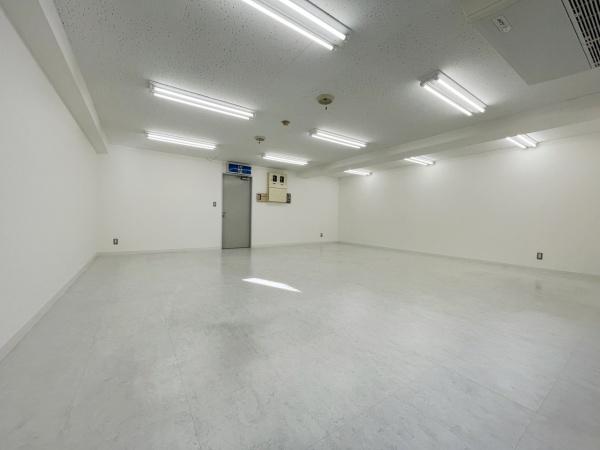 埼和栄町ビル3B