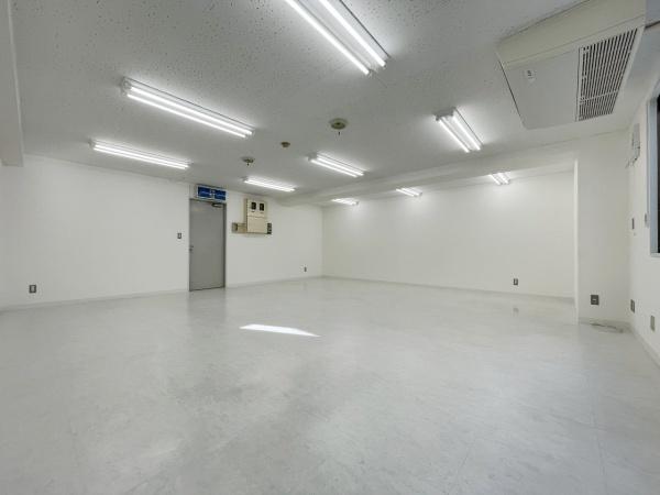 埼和栄町ビル3B