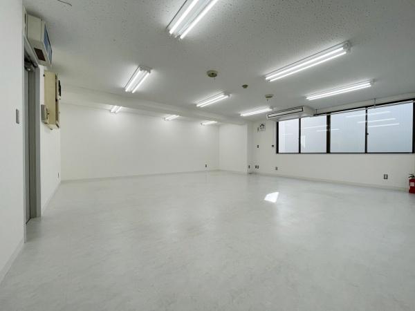 埼和栄町ビル3B