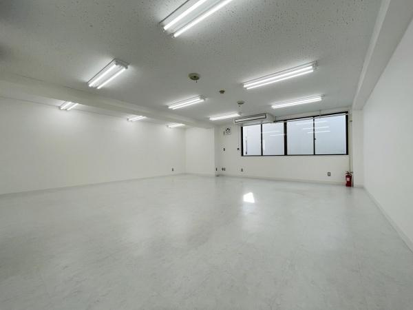 埼和栄町ビル3B