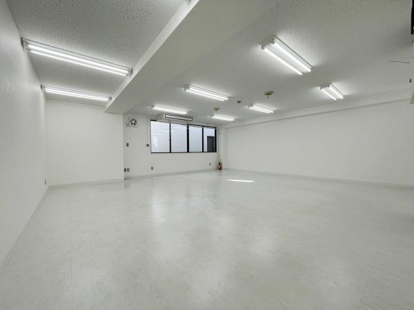 埼和栄町ビル3B