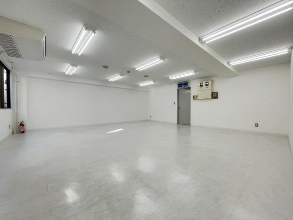 埼和栄町ビル3B