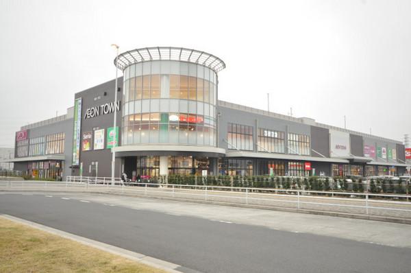 三郷市彦成３丁目のマンション(イオンタウン吉川美南)