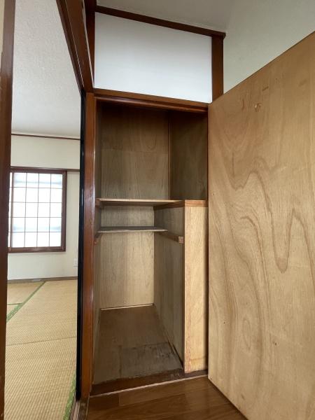 三郷市彦成３丁目のマンション