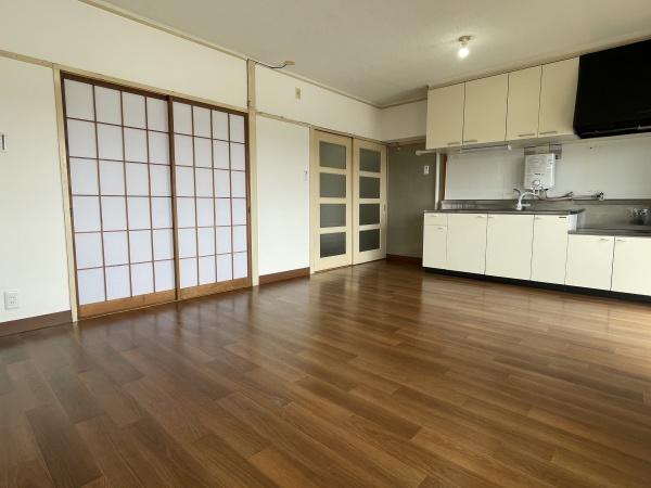 みさと団地13-16