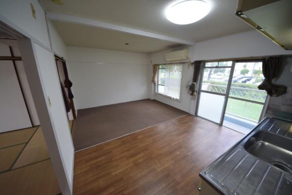 みさと団地13街区17号棟