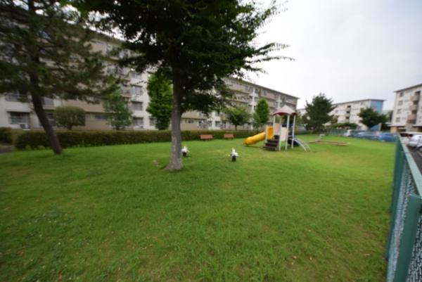 みさと団地13街区17号棟