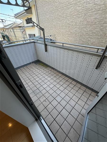三郷市早稲田４丁目の貸家