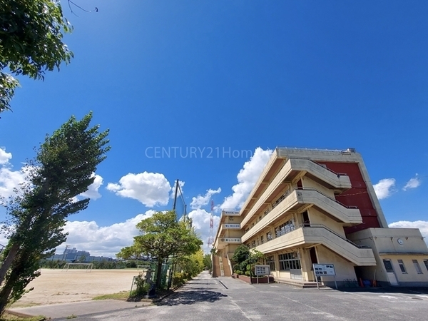 ベルハウス(三郷市立早稲田中学校)