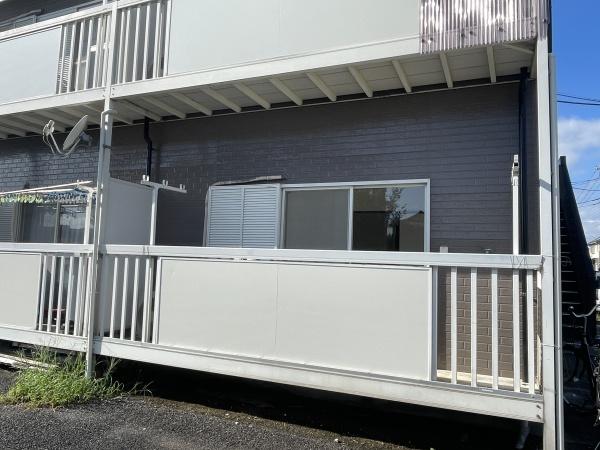 三郷市半田のアパート