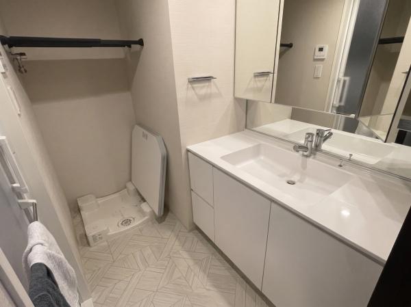 三郷市中央１丁目のマンション