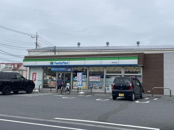 ショップ北谷1号棟(ファミリーマート草加北谷店)