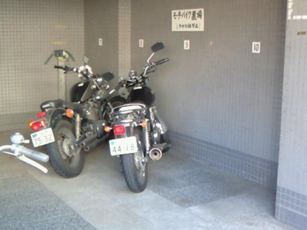 カリフール今川２号棟