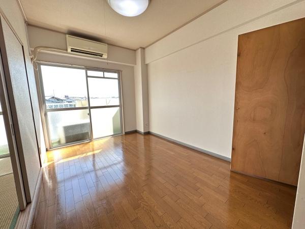 小泉マンション