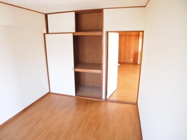 サカエ武蔵野マンション