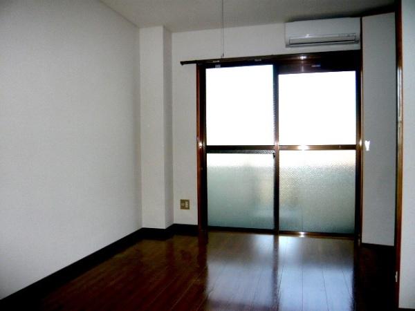 メゾンドゥローゼ