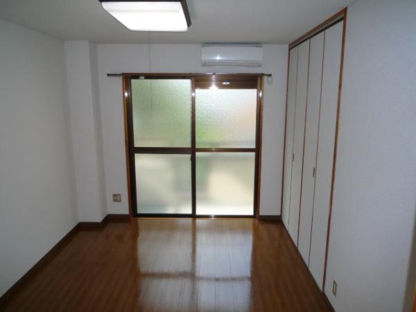 メゾンドゥローゼ