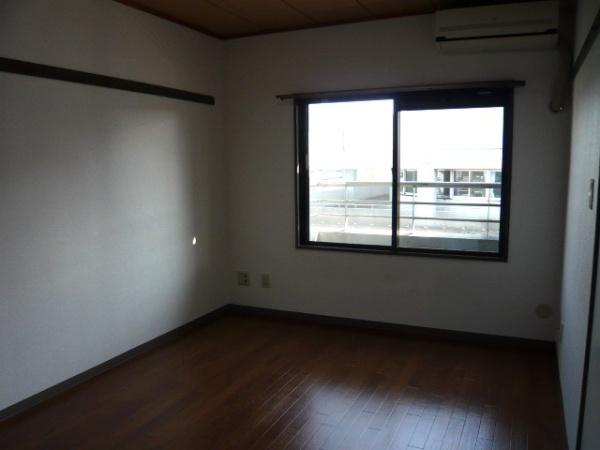 カリフール今川１号棟