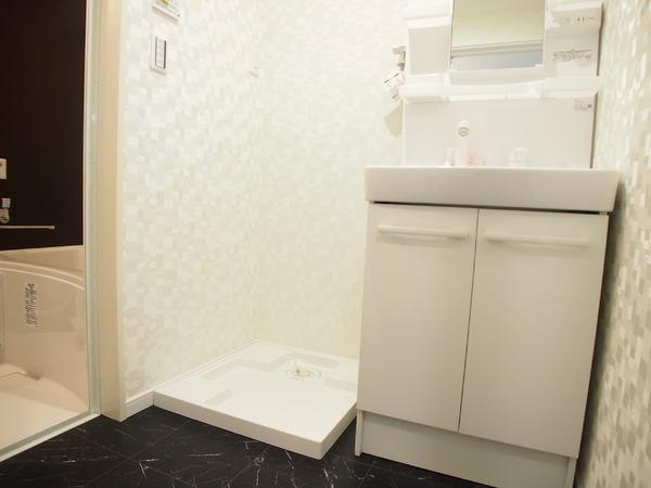 ＤＯＭＡＮＩ(ドマーニ)