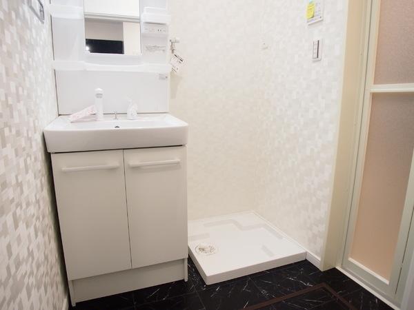 ＤＯＭＡＮＩ(ドマーニ)