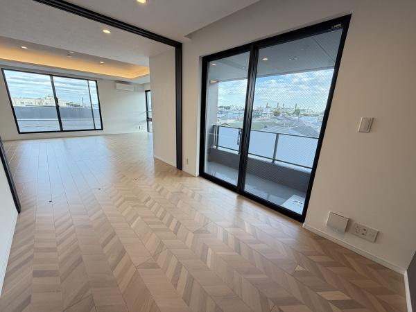 プラチナテラス・ロイロ(リビング)