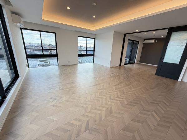 プラチナテラス・ロイロ(リビング)